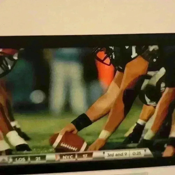 Belkin TV Plus watch live TV and recorded TV on your mobile devices anywhere. - Picture 4 of 9